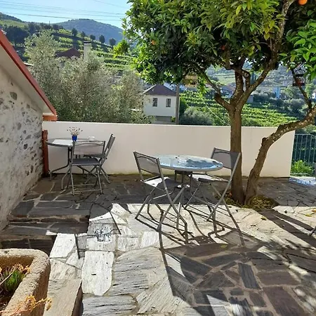 Bed and breakfast Casa Dona Eufémia 3*