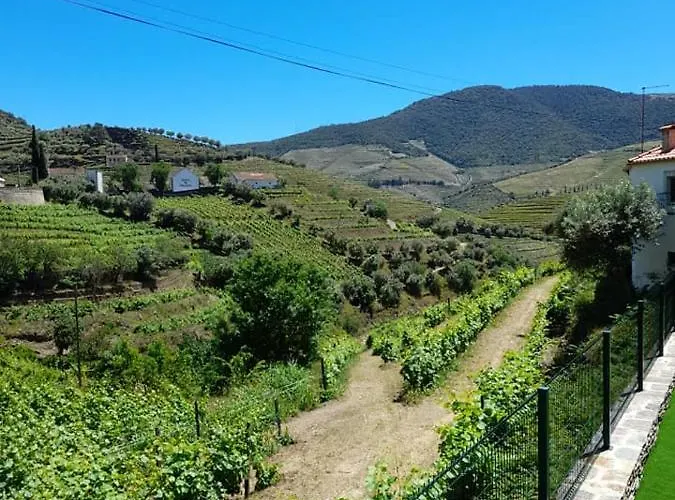 Bed & Breakfast Casa Dona Eufémia Pinhão